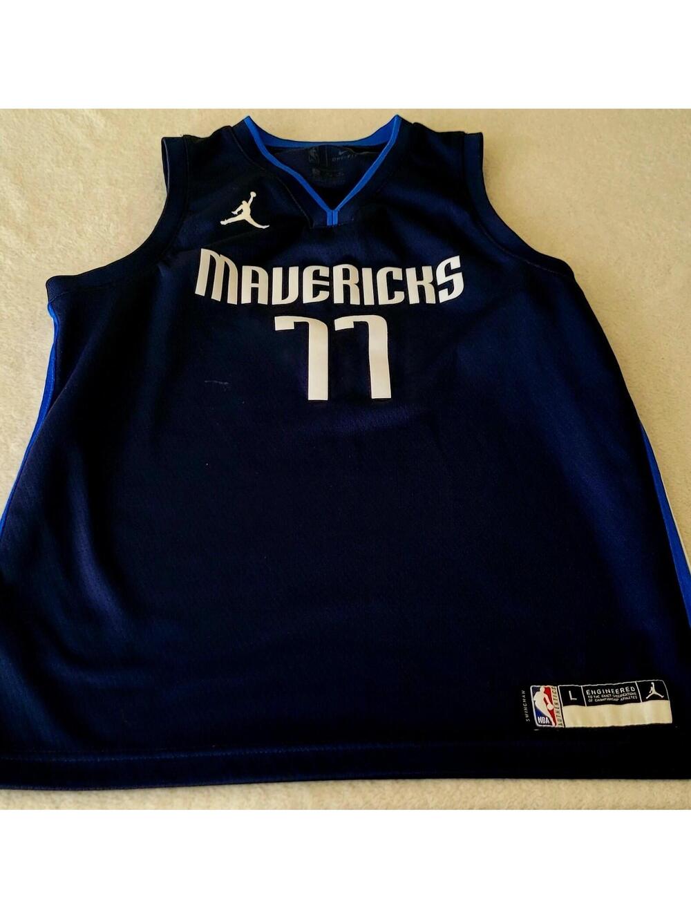 Nike Air Jordan Luka Doncic #77 Dallas Mavericks NBA Swingman Jersey Men Large